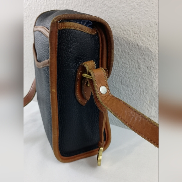 Dooney & Bourke Vintage All Weather Leather Essex Black Tan Crossbody Bag - Picture 4 of 14